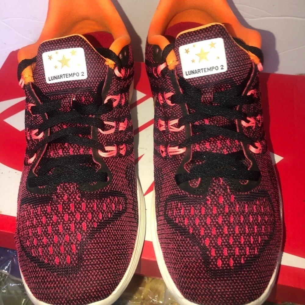 Nike women’s Lunartempo 2 running shoes